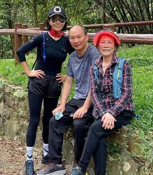 娱乐吃瓜酱别人家的弟弟,娱乐吃瓜酱背后的故事