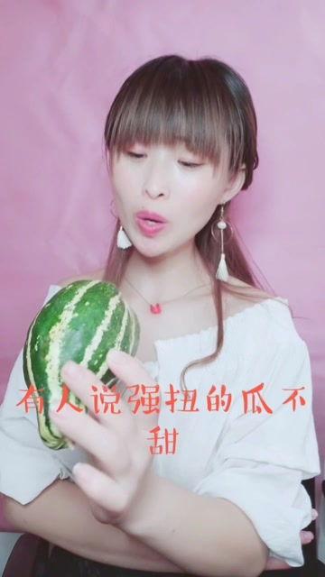 娱乐吃瓜酱还叫什么,揭秘“娱乐吃瓜酱”背后的多重身份之谜