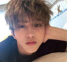 吃瓜娱乐八卦蔡徐坤微博,揭秘娱乐圈背后的娱乐八卦风云”